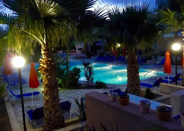 Maya's - Complimentary Airport Transport アパート *