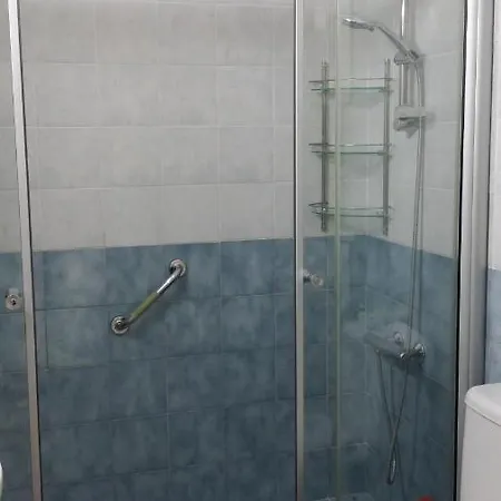 Maya's - Complimentary Airport Transport *