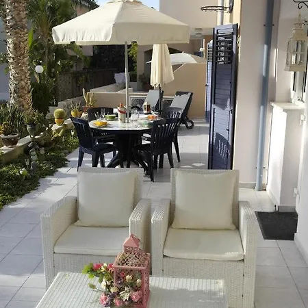 Maya's - Complimentary Airport Transport דירה *