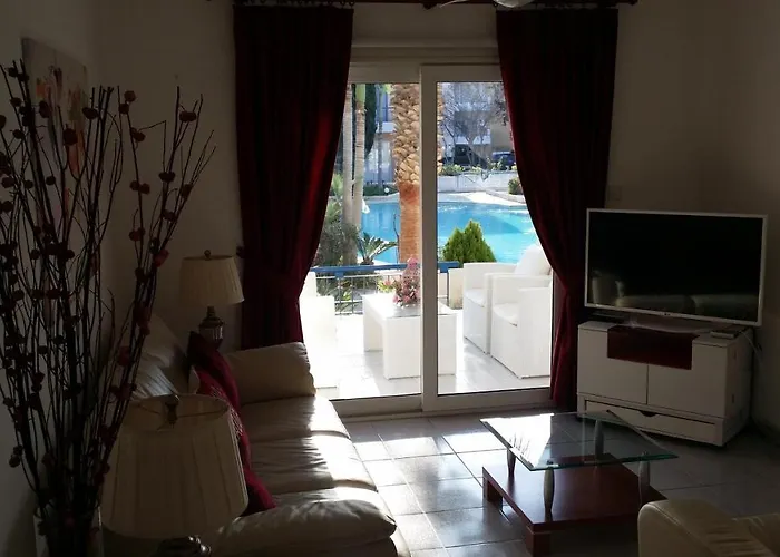 Maya's - Complimentary Airport Transport Apartmán Paphos