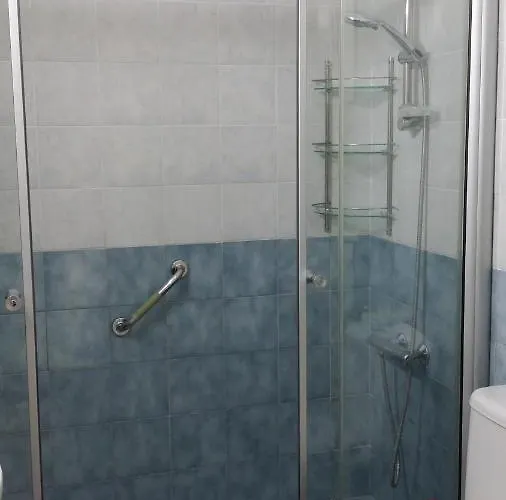 Maya's - Complimentary Airport Transport *